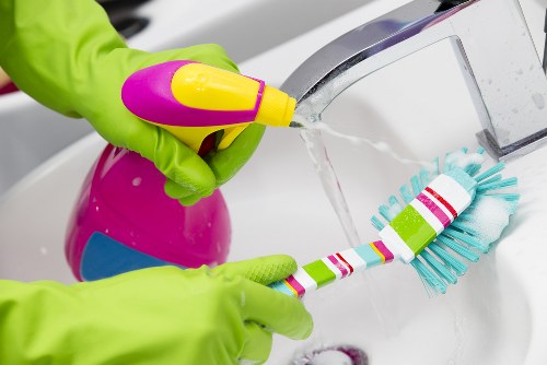 Bathroom cleaning as part of a move out service in West London