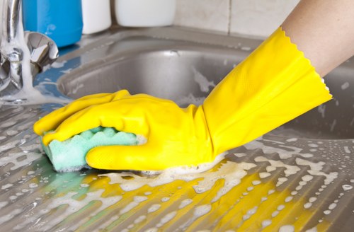 Checklist and preparation for a commercial cleaning service in Hammersmith